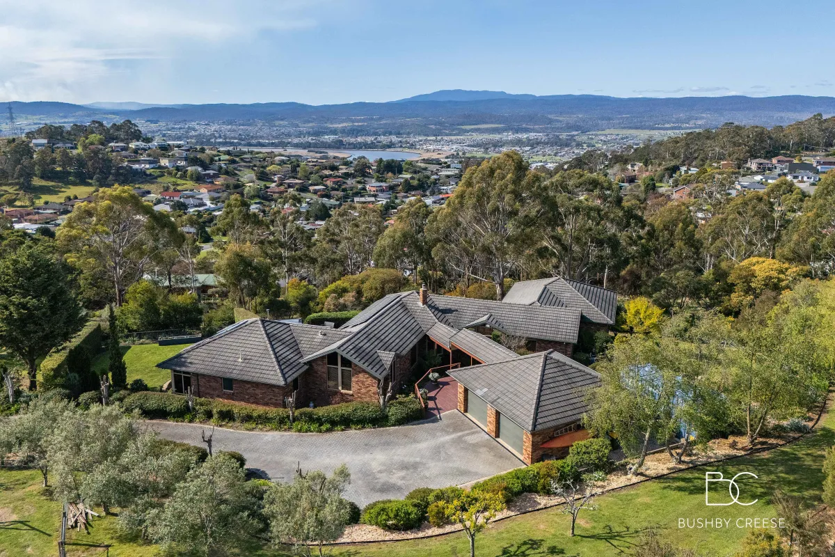 14 Sunnyside  Crescent