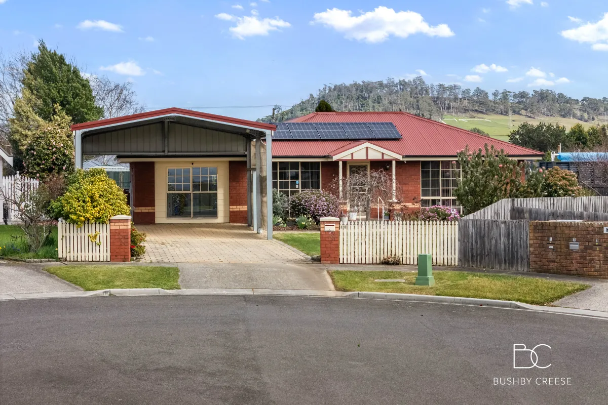 10 Jelisa Court
